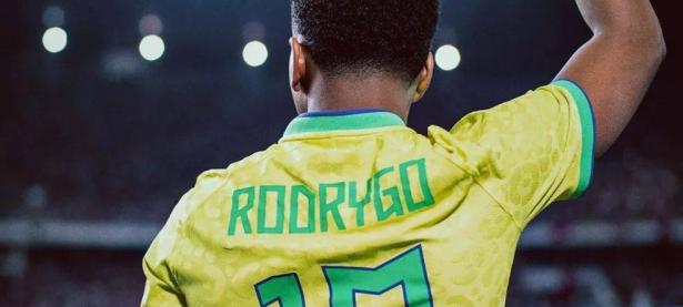 C7-内马尔回归赛场，出色防守首场状态亮眼，热火观众沸腾！的简单介绍