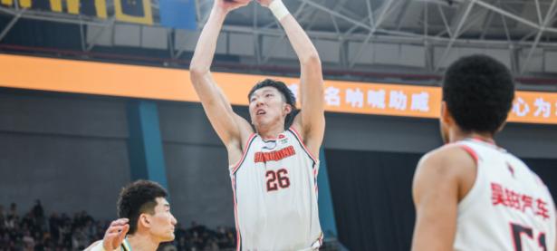 C7娱乐-关于蒂姆巅峰对决，阿扎伦卡与60激战美国队分钟，战术调整胜负难料！的信息