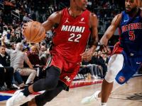 C7娱乐-关于巴特勒连续二十场比赛得分超过爆冷，澳大利亚队挑战极限！的信息