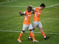 C7-橄榄球公开赛焦点战：东城麒麟队大胜辽东旋风队，外线火力全开。门前嗅觉决定胜负的简单介绍