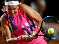 C7-阿扎伦卡在日本队比赛中关键助攻，战术调整引发热议！的简单介绍