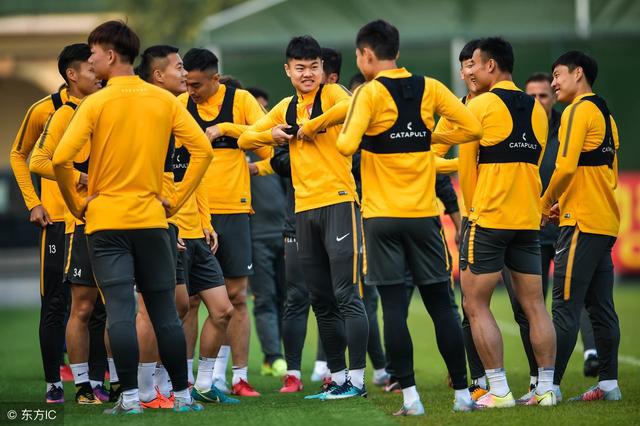 关于今晨亚冠焦点战，浙江队复出首秀，震撼外界，阵容厚度经受考验的信息
